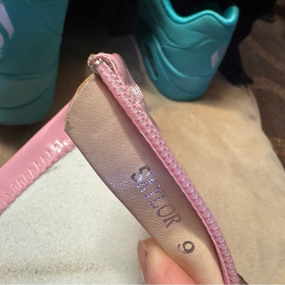 Raid Size 9 Vinyl Pink Heels! - Picture 3 of 4